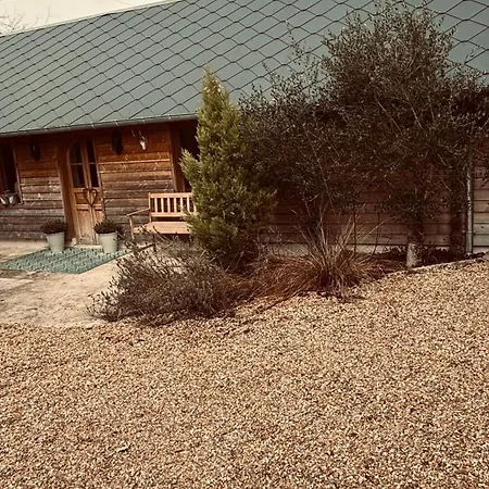 Normand Avec Sa Grande Piscine Chauffee Toute L Annee Sur Parc Arbore Et Clos En Plein Coeur De La Campagne Adapte Aux Kids Et Dog Friendly 빌라 Saint-Antonin-de-Sommaire